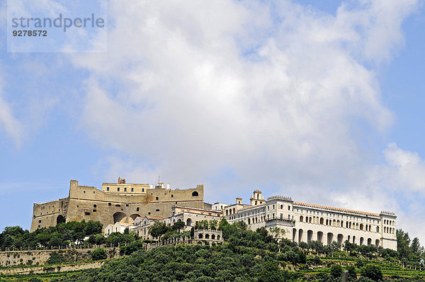 Kastell Castel Sant' Elmo und ehemaliges Kartäuserkloster Certosa di San Martino  heute Museum  Neapel  Kampanien  Italien