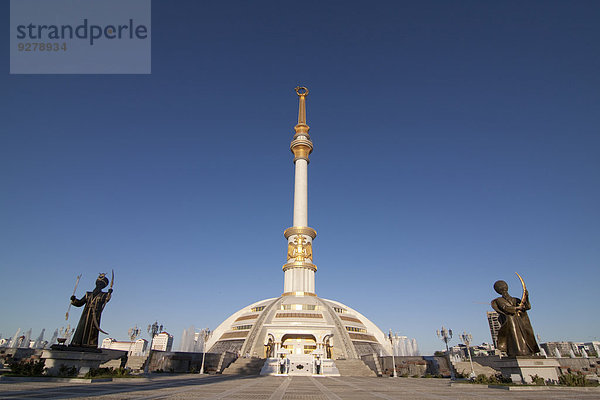 Unabhängigkeitsmonument  A?gabat oder Aschgabat  Aghal  Turkmenistan