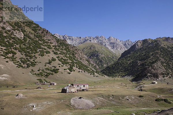 Jurten am Pamir Highway  M41  Osh  Kirgistan