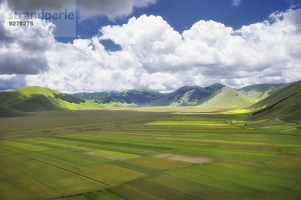 Hochebene des Piano Grande  Monti Sibillini  Umbrien  Italien