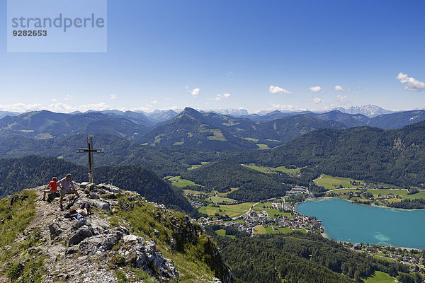 Gipfelkreuz vom Frauenkopf  Fuschlsee und Fuschl am See  Salzkammergut  Salzburger Land  Land Salzburg  Österreich