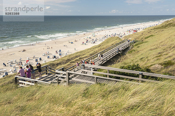 Strand an der Küste zwischen Wenningstedt und Kampen  Sylt  Schleswig-Holstein  Deutschland