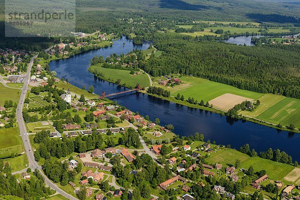 Dalarna Dalarnas län Gebäude Fluss Ansicht Luftbild Fernsehantenne Schweden