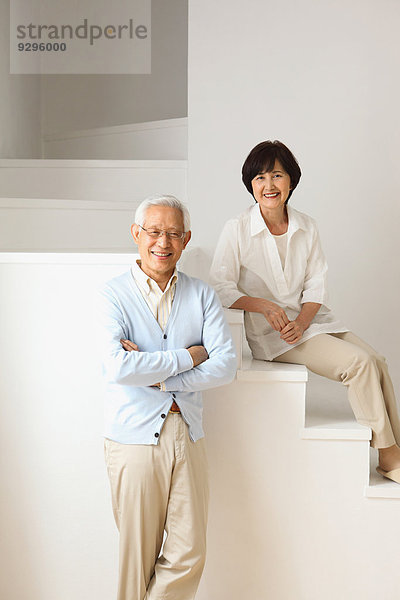 Senior Senioren Zimmer Wohnzimmer Erwachsener japanisch