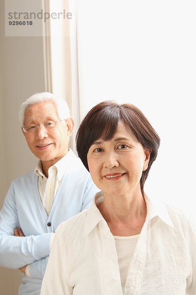 Senior Senioren Zimmer Wohnzimmer Erwachsener japanisch