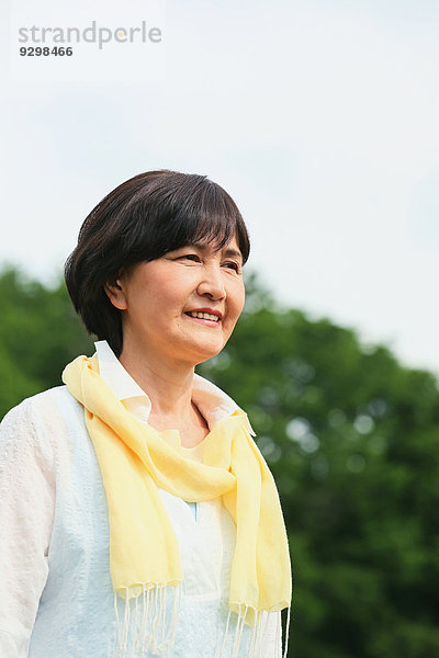 Senior Senioren Frau Erwachsener japanisch