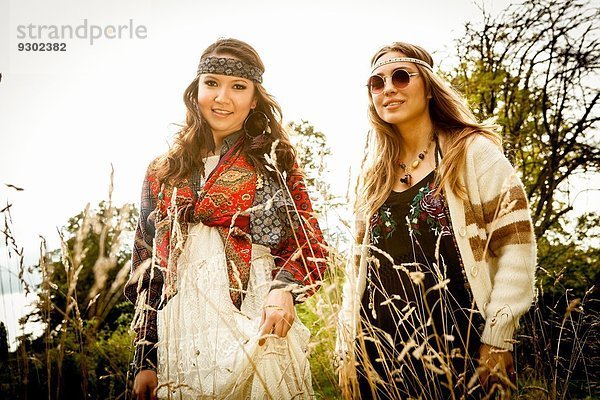 Hippy Girls im Freien