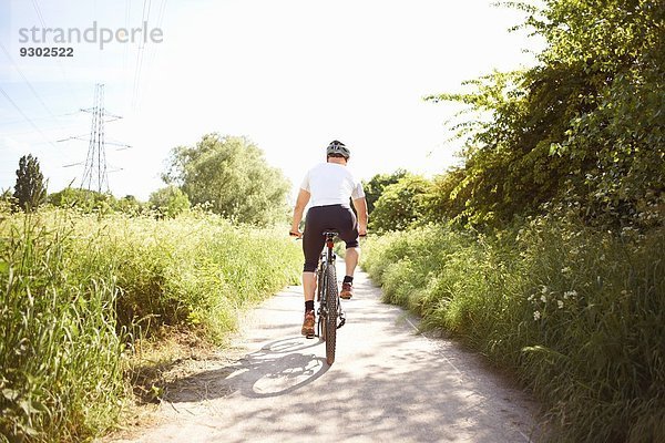 Radfahrer auf dem Weg