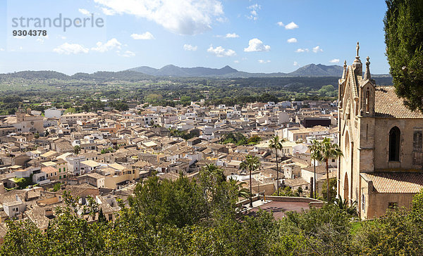 Stadt Kirche Ansicht Balearen Balearische Inseln Mallorca Spanien