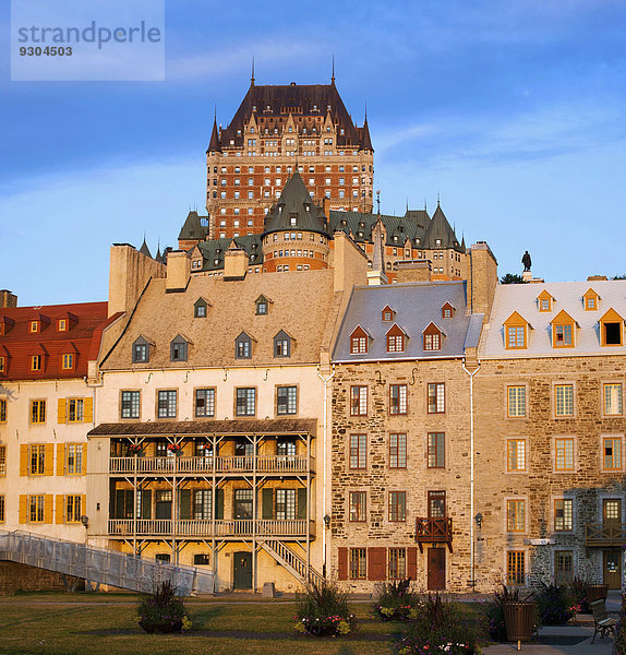 Luxushotel Château Frontenac  vorn die Unterstadt  Québec  Québec  Kanada