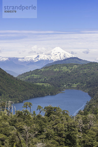 See Lago Tinquilco und Vulkan Villarrica  Pucón  Región de la Araucanía  Chile