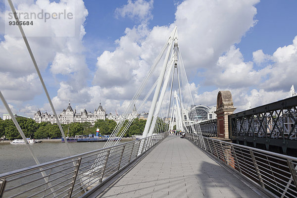 Jubilee Bridge über die Themse  London  England  Großbritannien