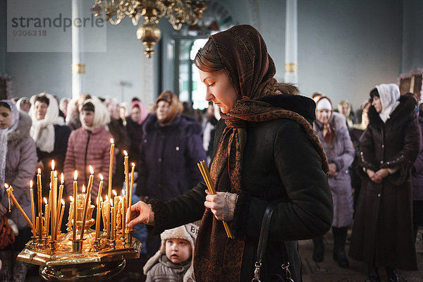 Frühmesse am Dreikönigsfest in der Gemeinde der orthodoxen Altgläubigen  Vilkovo  Ukraine