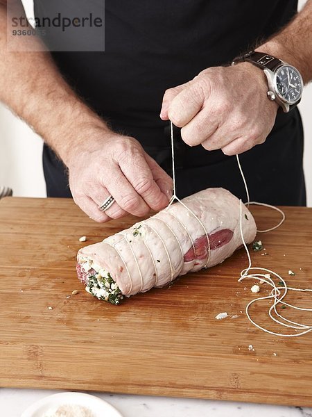 Wie macht man Rolled Rare Lamb Ratatouille Schritt 07