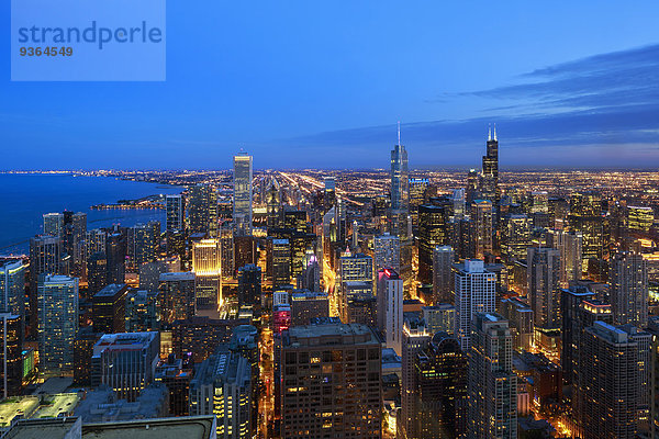 USA  Illinois  Chicago  Blick vom John Hancock Tower auf die Stadt