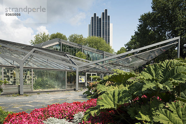 Deutschland  Hamburg  Palmenhaus am Botanischen Garten und Radisson Blu Hotel