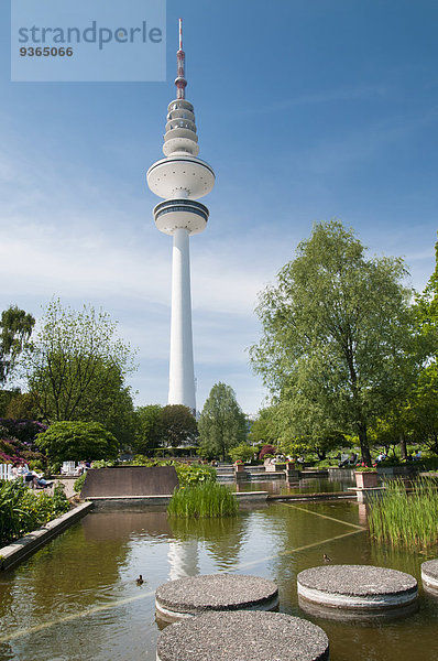Deutschland  Hamburg  Planten un Blomen Park und Heinrich-Hertz Fernsehturm