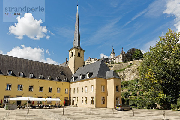 Luxemburg  Luxemburg-Stadt  Benediktinerabtei Neumünster und St. Jeanskirche  St. Michaelskirche auf dem Hügel