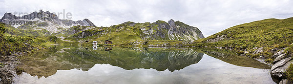 Österreich  Vorarlberg  Lechtaler Alpen  Zuersersee  Panorama