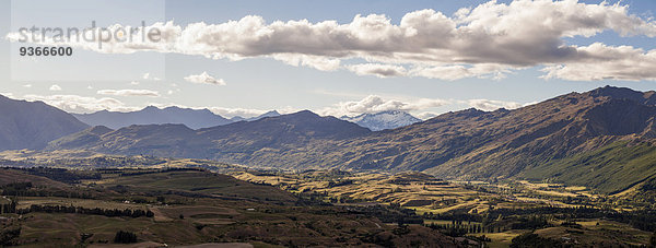 Neuseeland  Südinsel  Arrow Valley  Panorama
