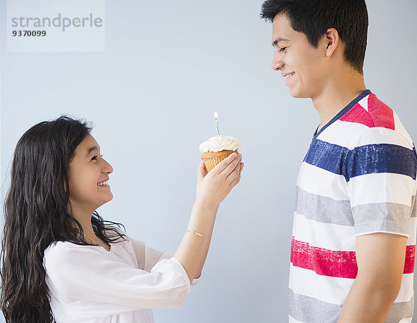 Fest festlich Bruder Schwester Hispanier Geburtstag cupcake