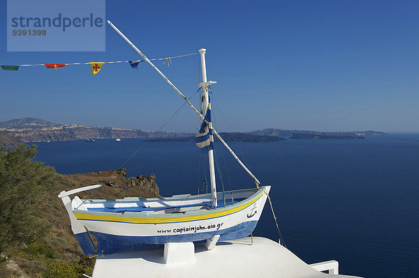 Außenaufnahme Europa Tag niemand Boot Insel Griechenland Santorin Kykladen Fischerboot griechisch Mittelmeer Oia Ia