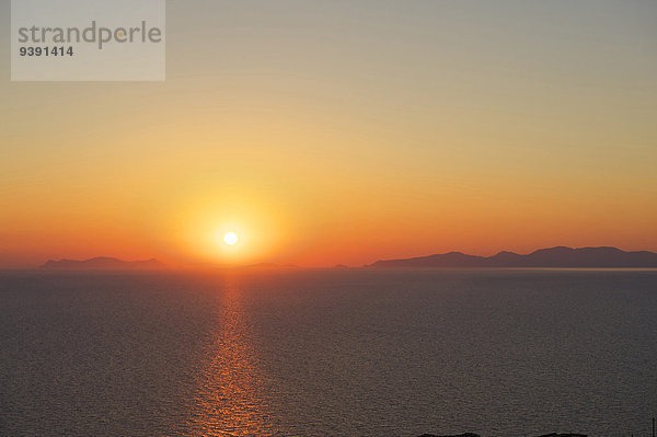 Außenaufnahme Europa Abend Sonnenuntergang niemand Stimmung Insel Griechenland Santorin Kykladen griechisch Mittelmeer Oia Ia