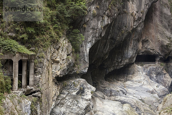 Felsformation Nationalpark Felsbrocken Landschaftlich schön landschaftlich reizvoll Landschaft Steilküste chinesisch Natur Schlucht China Asien Taiwan