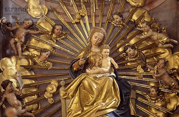 Jungfrau Maria Madonna Europa Vertrauen Kunst Beleuchtung Licht Kirche Religion Kultur Jesus Christus Altar Engel Österreich Salzburg