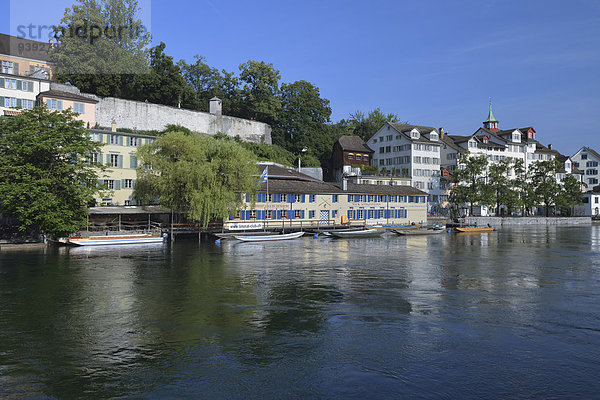 Europa fließen Fluss Altstadt Schweiz Zürich