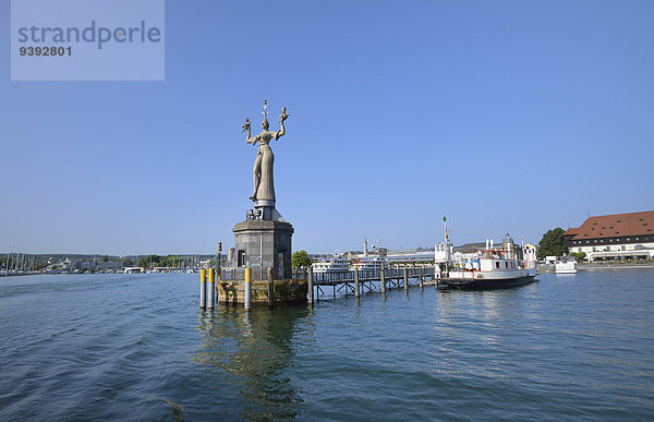 Hafen Europa Eingang Monument Steg Kunststoff Bodensee Baden-Württemberg Deutschland Schweiz