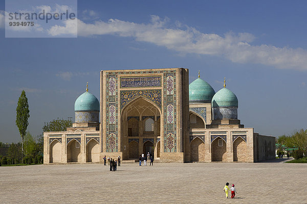 Kuppel Skyline Skylines Reise Großstadt Architektur Geschichte Museum Bibliotheksgebäude blau Komplexität Tourismus Asien Zentralasien Usbekistan