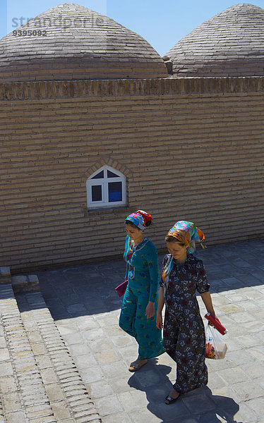 Tradition Reise Architektur Geschichte Ausgrabungsstätte Stoff Komplexität Tourismus Mädchen UNESCO-Welterbe Asien Zentralasien