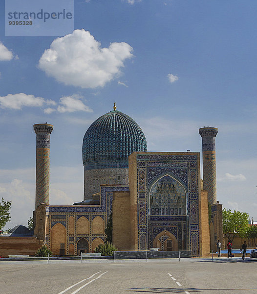 Skyline Skylines Reise Großstadt Architektur Geschichte Wahrzeichen bunt Tourismus UNESCO-Welterbe Asien Zentralasien Mausoleum Samarkand Seidenstraße Usbekistan