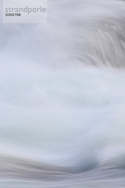 Detail Details Ausschnitt Ausschnitte Muster Wasser Ereignis fließen Hintergrund Fluss Wasserfall Rheinfall Schaffhausen Schweiz Gewässer