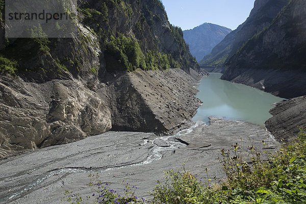 leer Wasser Europa Energie energiegeladen Stausee Schweiz