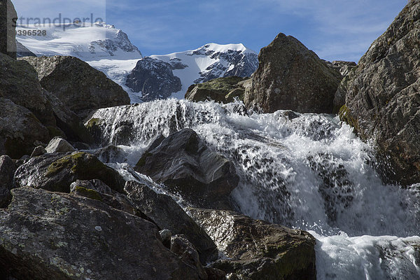 Wasser Europa Berg Wolke Eis fließen Fluss Herbst Moräne Kanton Bern Schweiz Gewässer