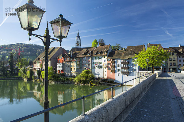 Wasser Europa Stadt Großstadt fließen Fluss Kanton Aargau Schweiz Gewässer