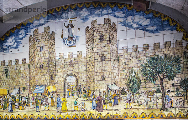 Europa Straße Reise Großstadt Geschichte Eingang Tourismus Kachel antik Barcelona Katalonien Mosaik Spanien