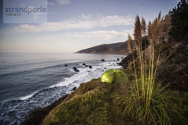 Küste camping Felsen