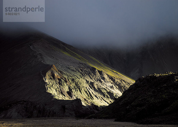 Gebirge Außenaufnahme Landschaftlich schön landschaftlich reizvoll Berg Ruhe Landschaft Schönheit Sonnenaufgang niemand Tal Querformat Sonnenlicht Schlucht Fjallabak Island Idylle Gebirgszug freie Natur