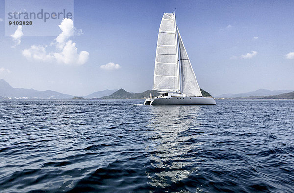 MC¬?60 Catamaran