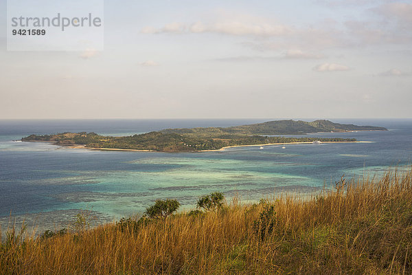 Ausblick von Tavewa auf Blaue Lagune  Yasawa Inseln  Fidschi