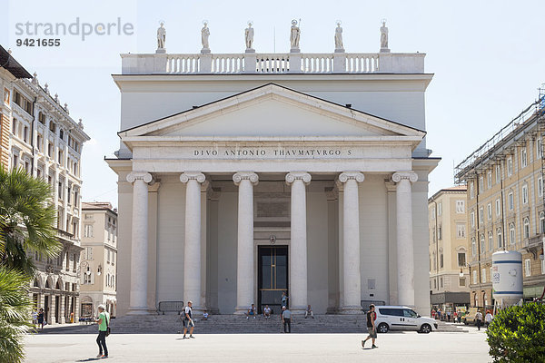 Klassizistische Kirche Sant?Antonio Taumaturgo  Piazza Sant Antonio  Triest  Friaul-Julisch Venetien  Italien