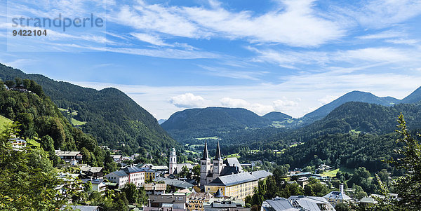 Ausblick auf Berchtesgaden  Berchtesgadener Land  Oberbayern  Bayern  Deutschland