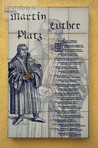 Lebenslauf von Dr. Martin Luther auf einem Keramik-Mosaik  Selb  Oberfranken  Bayern  Deutschland
