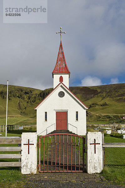 Reyniskirkja  Kirche am Reynisfjara-Strand  bei Vík í Mýrdal  Südküste  Island