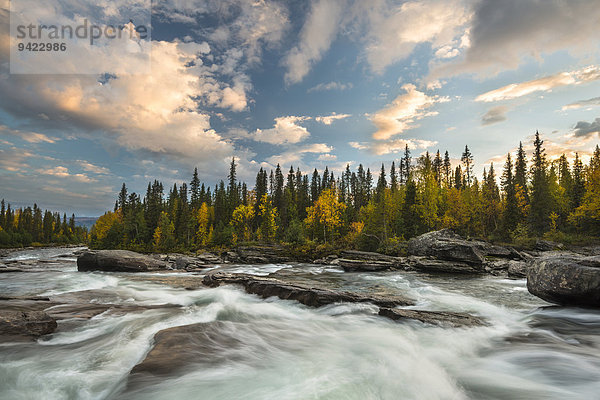 Fluss  Kvikkjokk  Laponia  Lappland  Schweden