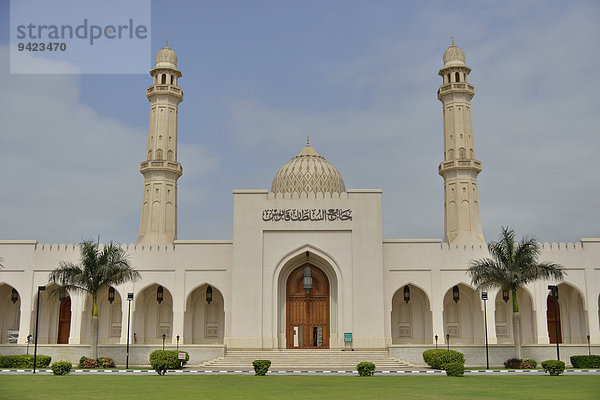 Sultan Qaboos-Moschee  klassische Medina-Architektur  Salalah  Orient  Oman