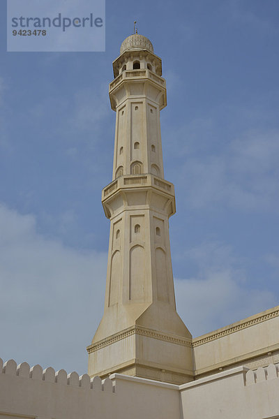 Minarett der Sultan Qaboos-Moschee  klassische Medina-Architektur  Salalah  Orient  Oman